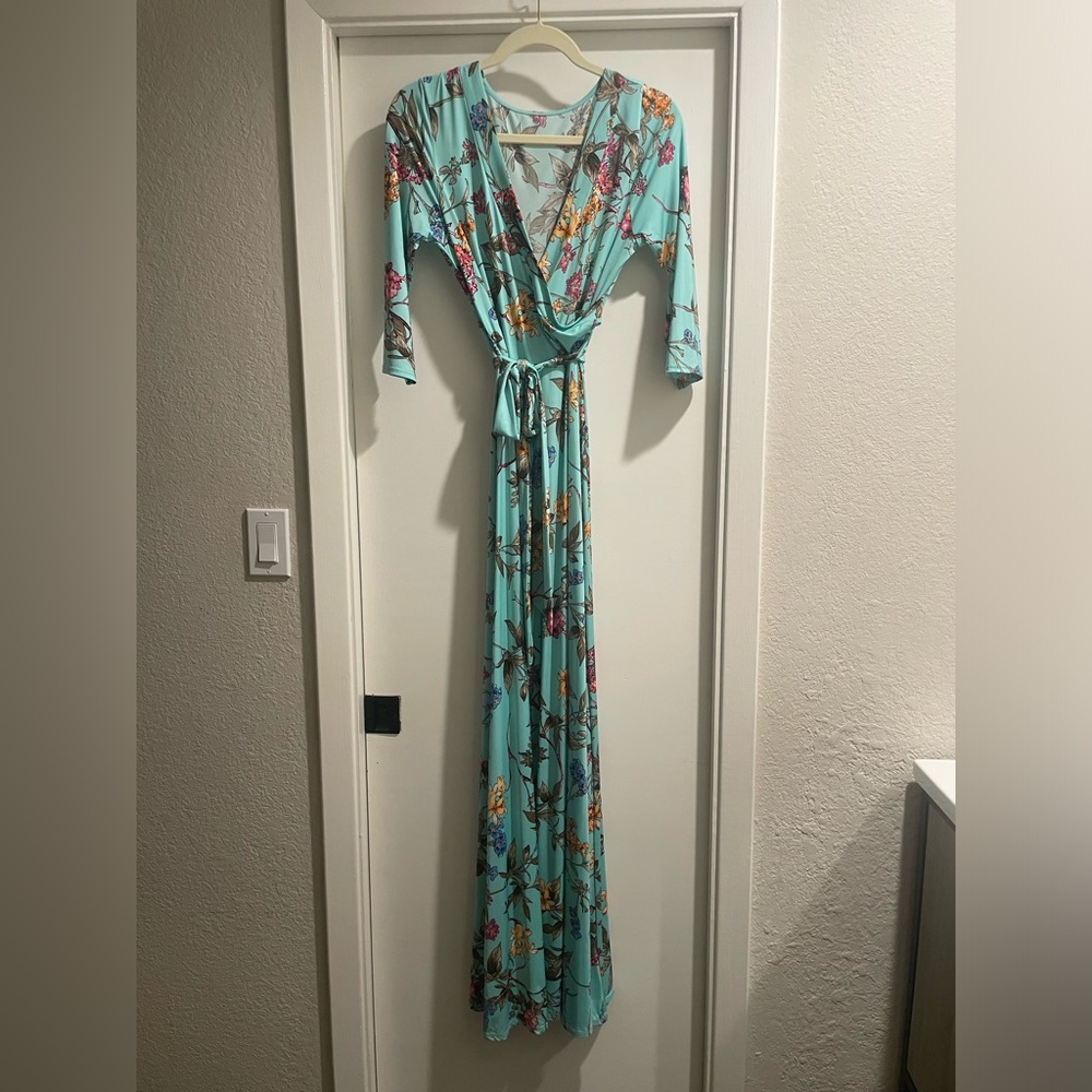 M/L Floral Maxi Dress